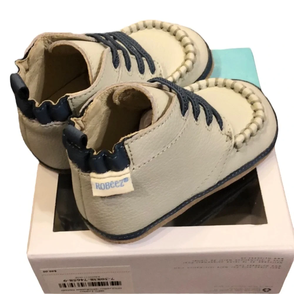 Robeez Mini Shoez Light Grey Boots